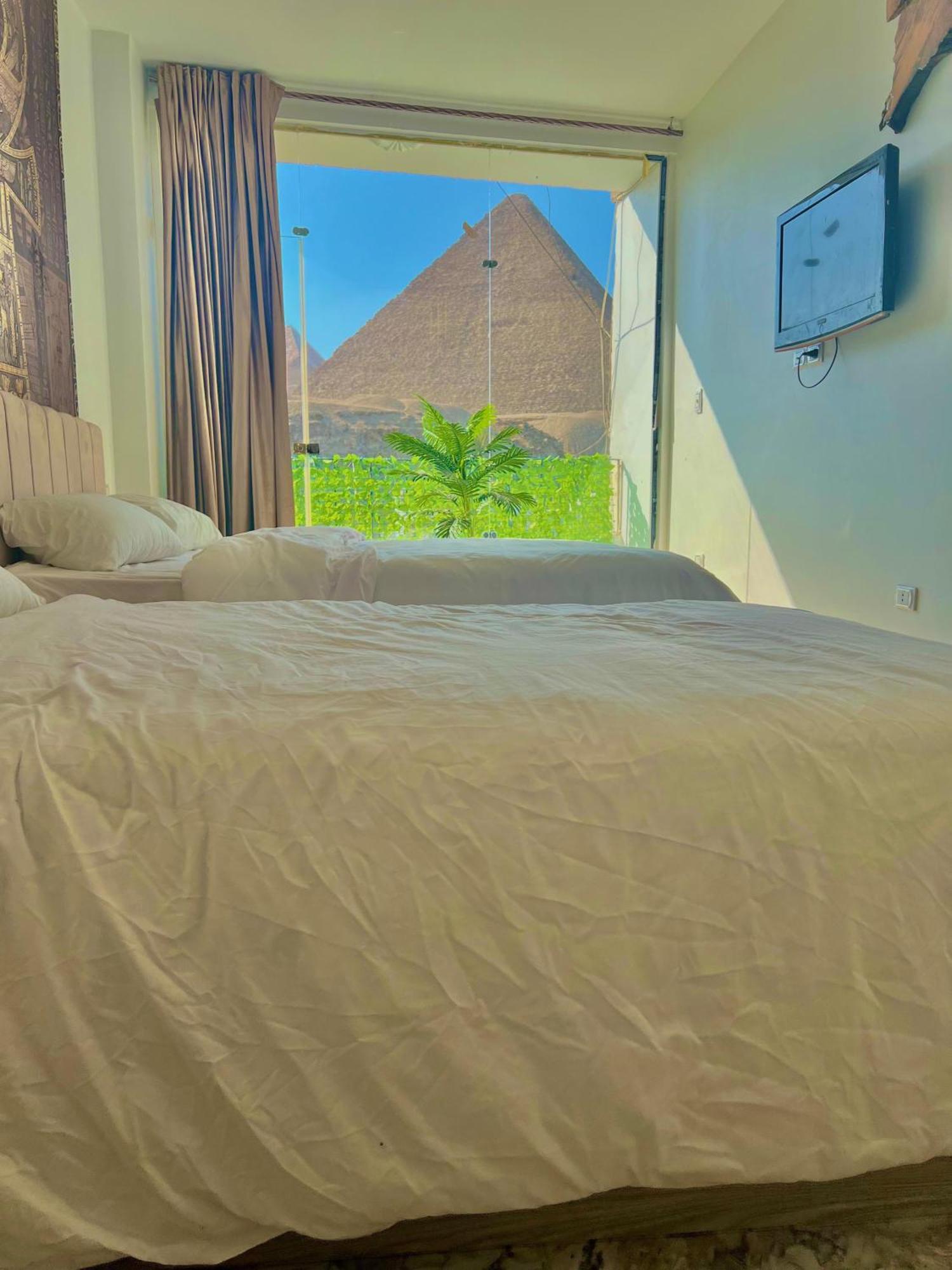 New Asia Pyramids View Kafret el-Gabal Esterno foto