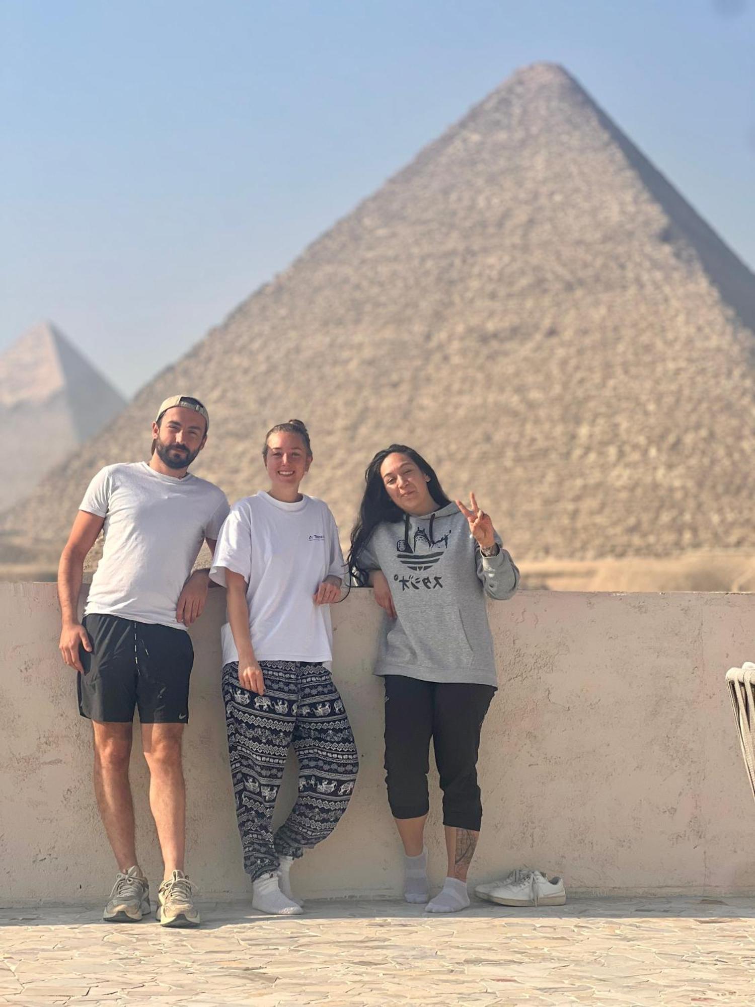 New Asia Pyramids View Kafret el-Gabal Esterno foto