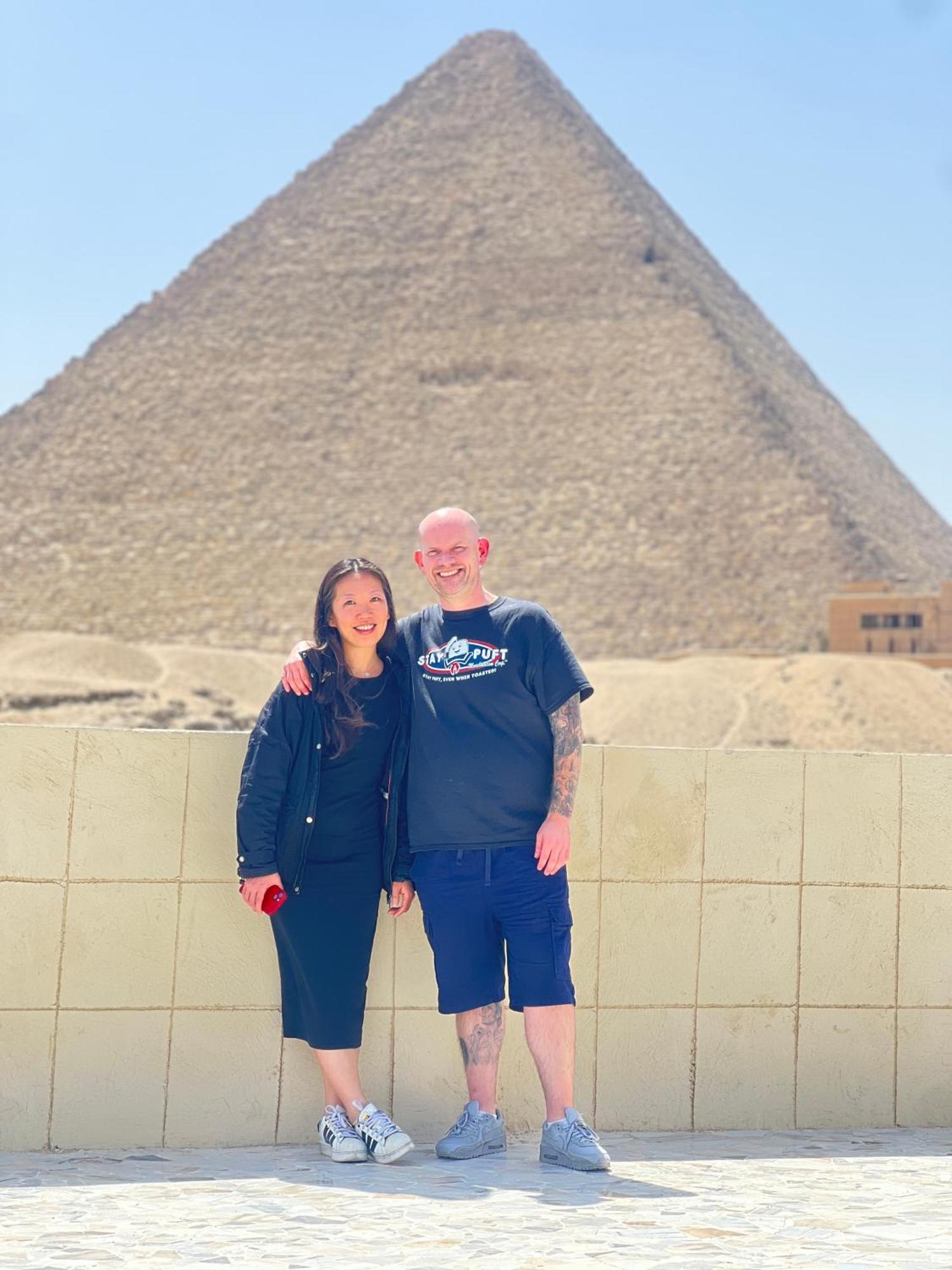 New Asia Pyramids View Kafret el-Gabal Esterno foto